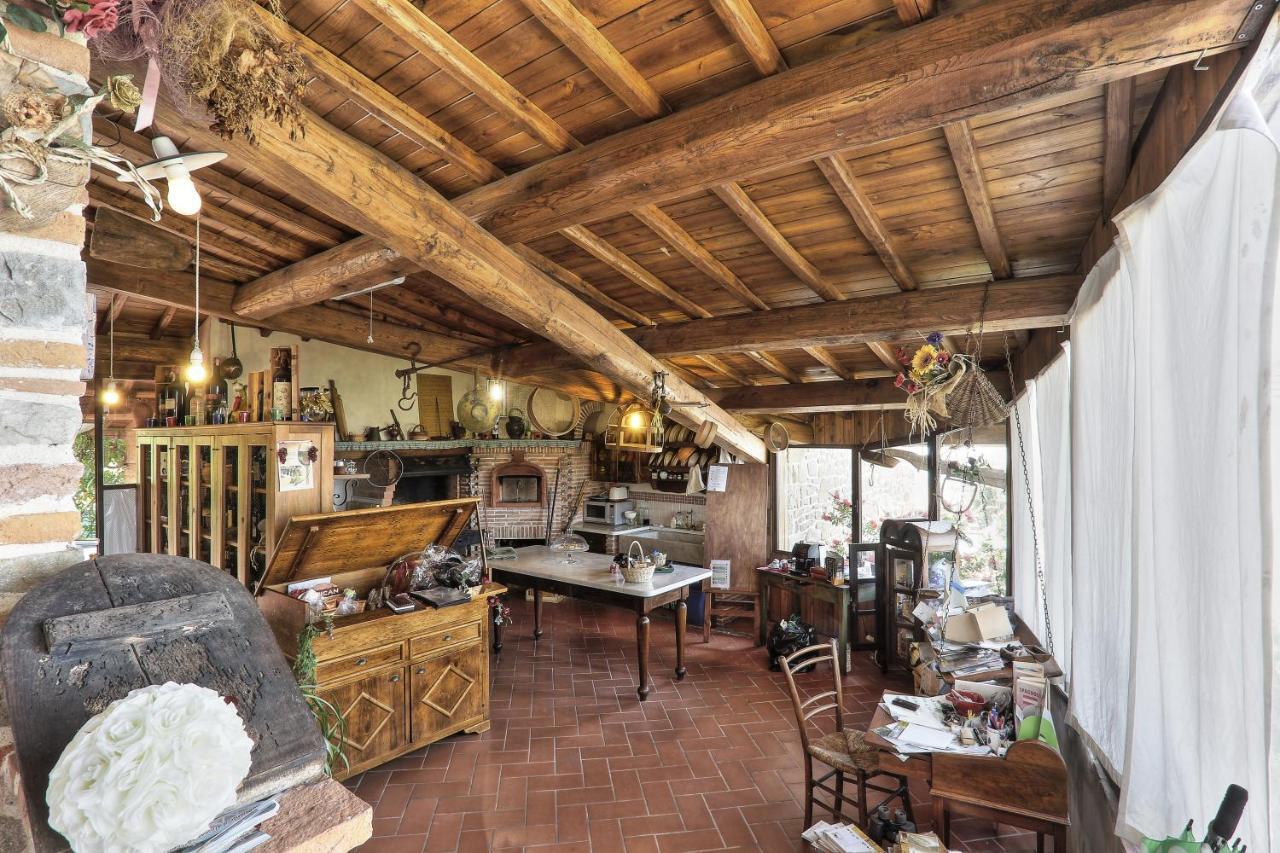 Casa Vacanze La Porta Vinci Exterior foto